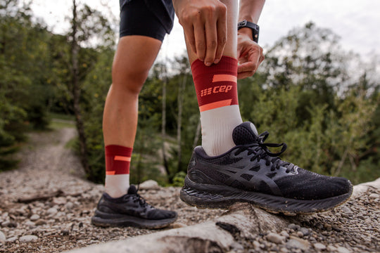 The Run Compression Mid Cut Socks